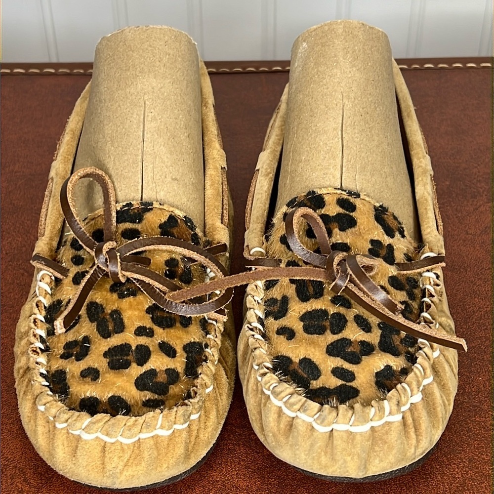 Lamo Slippers Size 5 - Picture 2 of 11